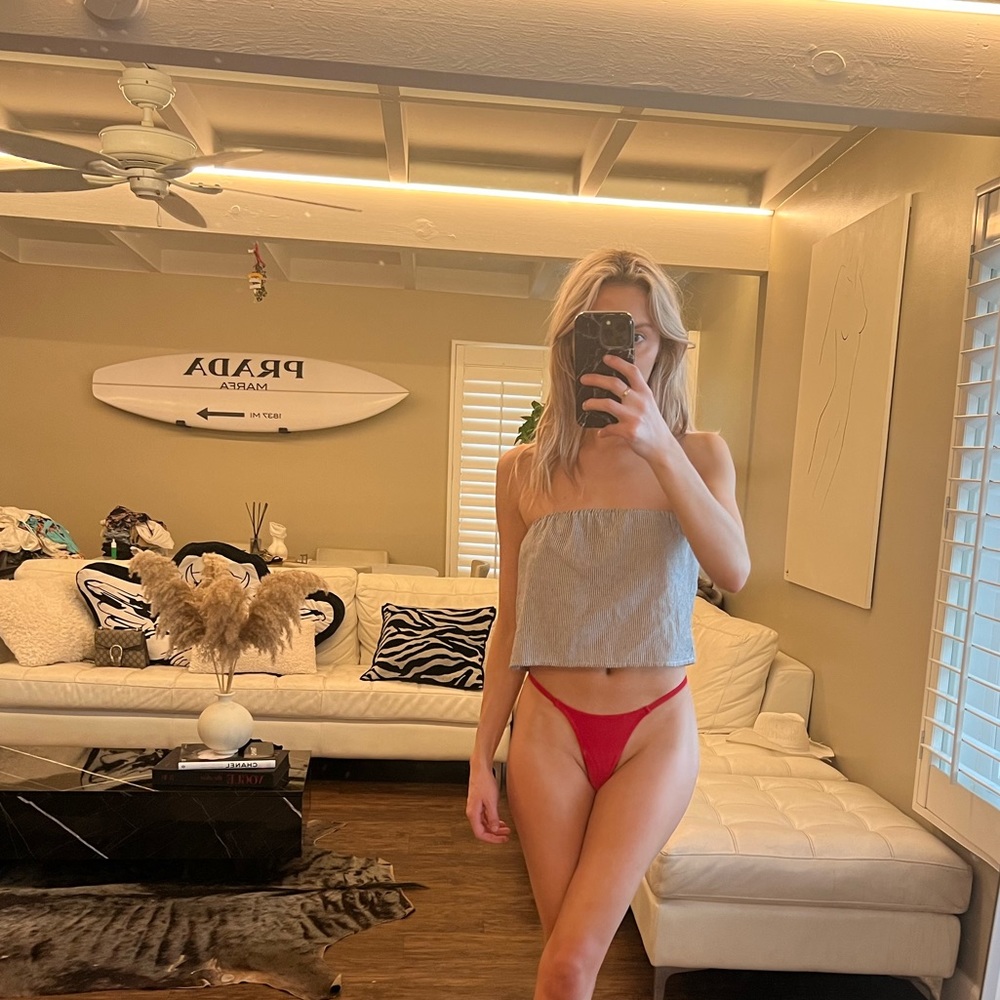 Brandy Melville Strapless Striped Crop Top